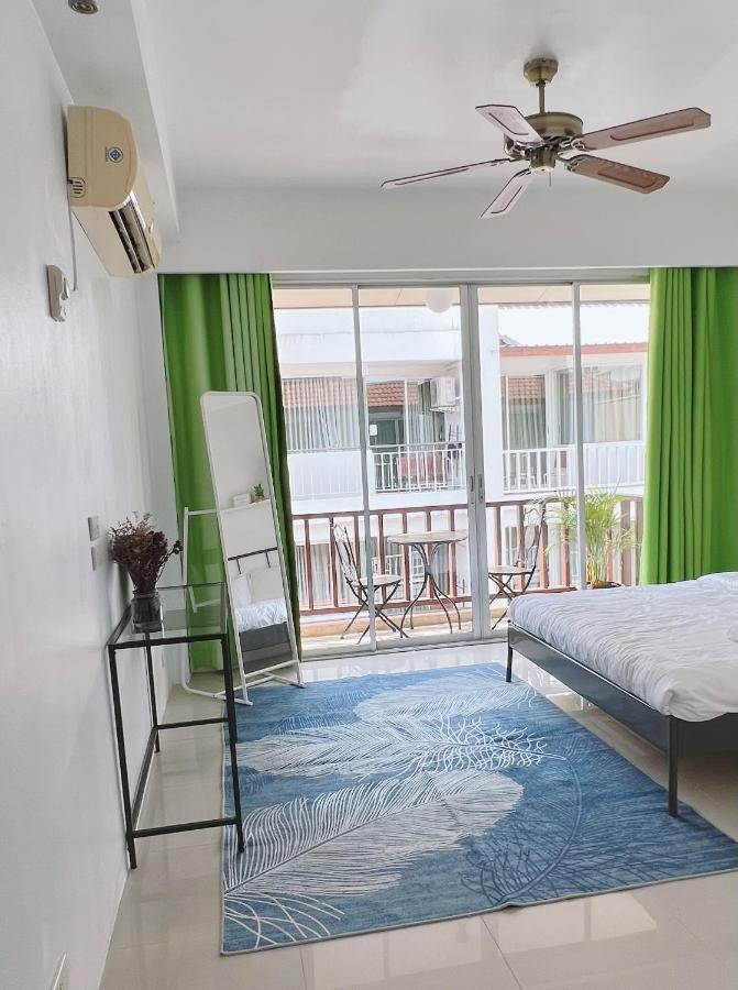 Patong Beach Side Hotel Exterior photo